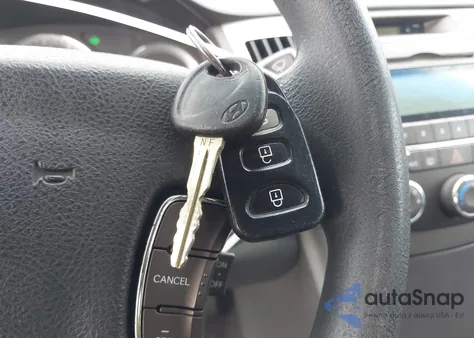 2010 Hyundai Sonata Gls z USA, uszkodzony, nr VIN 5NPET4AC2AH626196